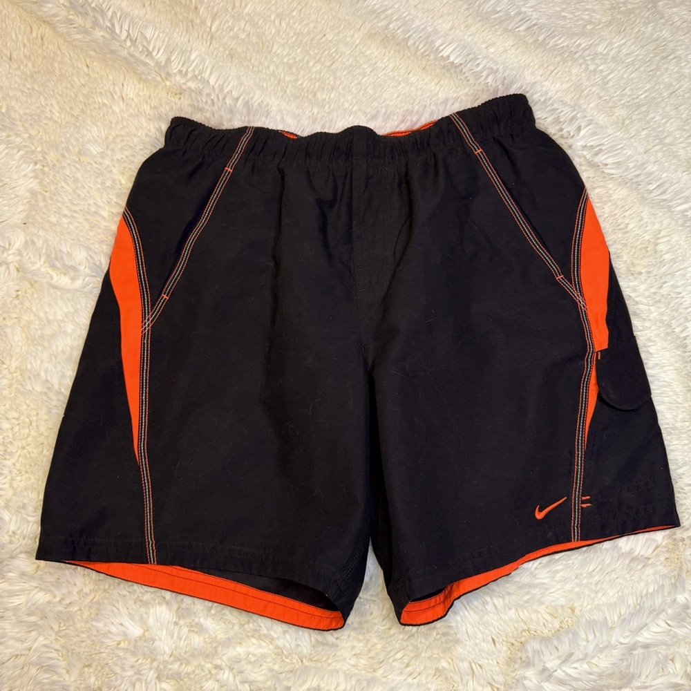 Nike Men's medium Black and Orange hybrid Shorts with liner 7” inseam